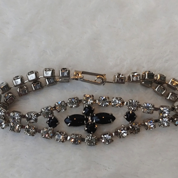 Stylish Formal Wear Rhinestone Women's Bracelet in Black Silver, 7 Inches - Picture 5 of 14